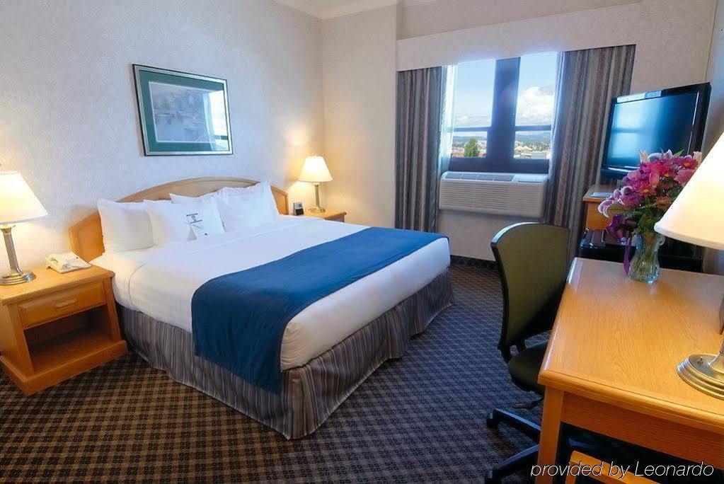 Best Western Plus Carlton Plaza Hotel 3*