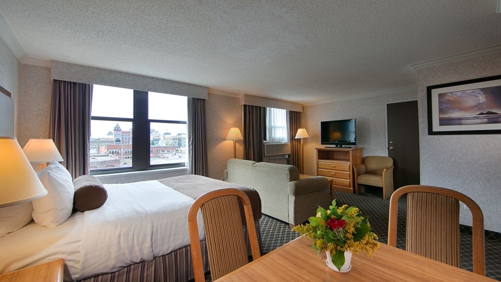 Best Western Plus Carlton Plaza Victoria
